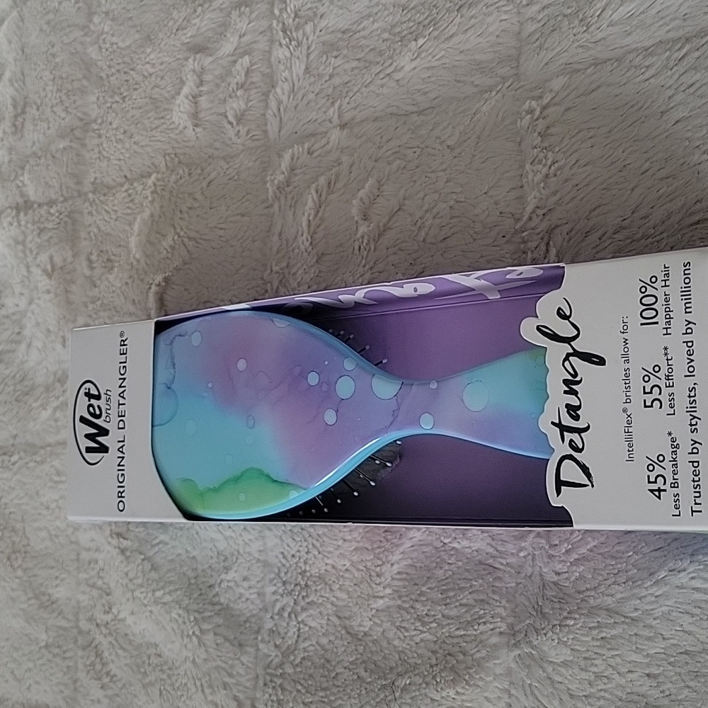 Wet Brush OriginalDetangler Less Breakage Wet Or Dry Hair Space Shade Of Blue